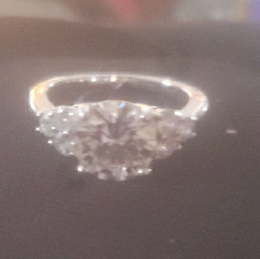 Timeless Silver and White Ring with Sparkling Stones